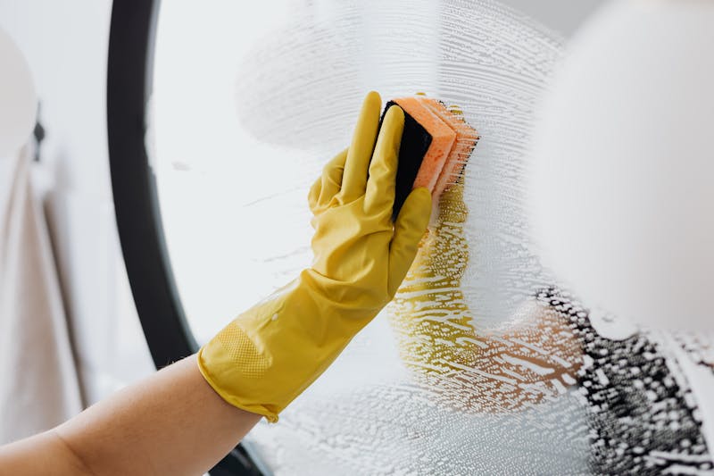 Move-out cleaning services